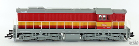 [Lokomotivy] → [Motorov] → [T669.0 (770)] → CSD-T669-1149: dieselov lokomotiva erven s vstranm pruhem, ed stecha, rm a pojezd